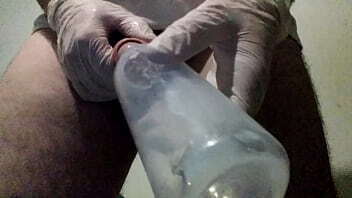 Preparando la &quot_mamadera&quot_ para las chicas