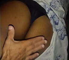 Fiquei sozinho em casa com a prima aproveitei