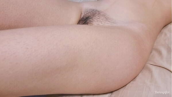 Priminha anos deixou brincar meter dedos bucetinha dela, veja foda completa