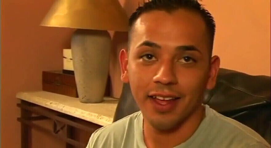 frankie gets butthurt and receives stunning head