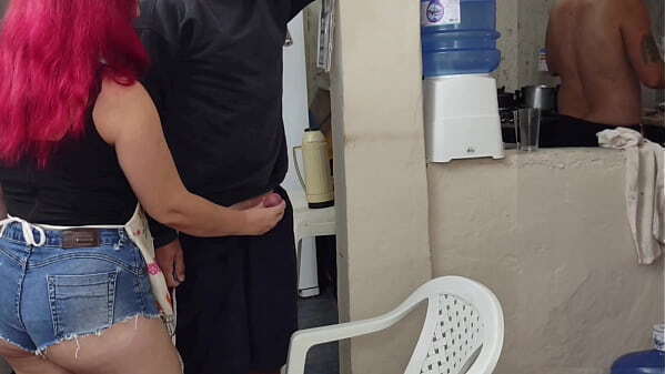 Fodendo frente marido