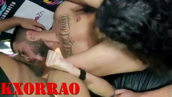 FESTA PEGANDO FOGO PROVANDO TRANSBOY DELICIOSO!