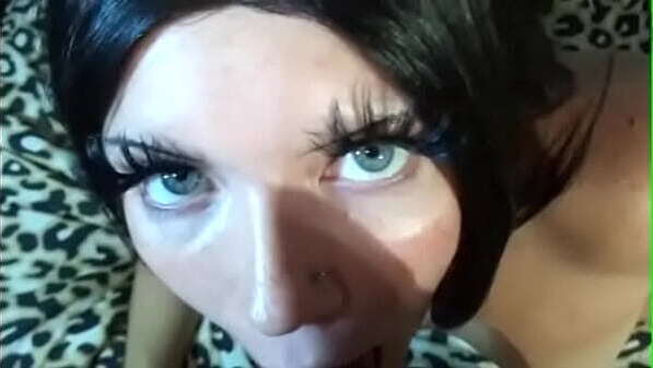 FRESH FACE 18YO FIRST TIMER GIRL NEXT DOOR HARDCORE PORN