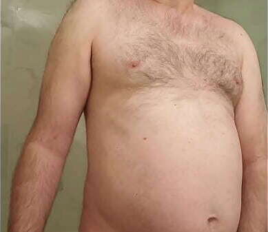 Nude Martin Lavall&eacute_e mastubates, ejaculates eats sperm with inch dildo