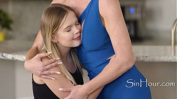 scared, stepmom Mercer, lovelock