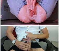 Azgın hatun g&ouml_t&uuml_n&uuml_ kremleyip oynarken bende penisimle oynuyorum