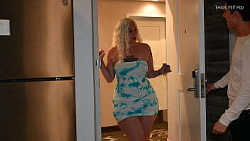 (WATCH THIS) HUGE PAWG Takes Advantage Friends Son! CUMS QUICK! Alexis Andrews