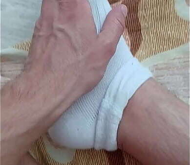 Wanking Playing White Socks (Tom Ondra Motho)