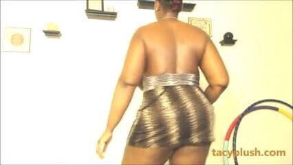 BBW Tacy Plush Striptease