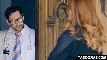 Desperate MILF visits dodgy fertility clinic