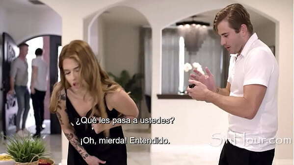 Activated wife'_s vibrator while guests were over (she embarassed)