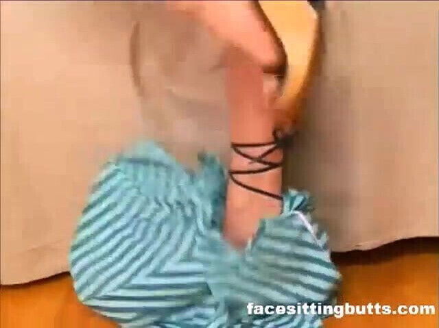 Slutty brunette gladly takes facial