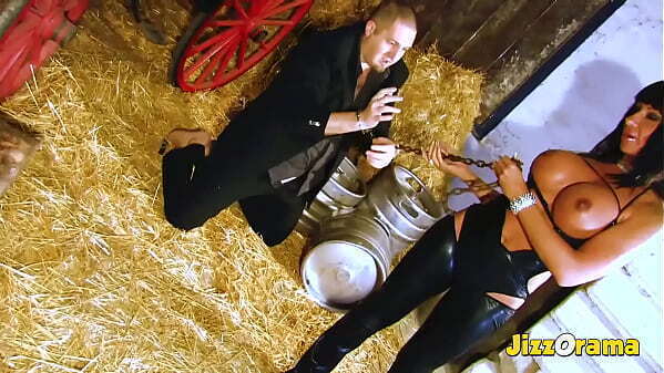 JizzOrama Latina makes move dick