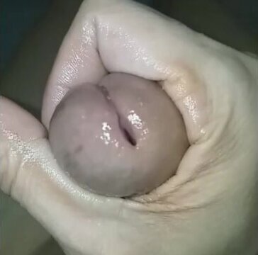 Gumapang stepcousin hinawakan