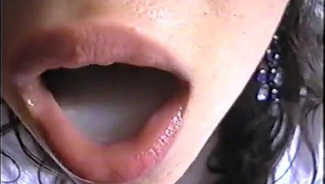 COMPILATION. Paolita, Jovencita Comedora Semen Nivel Profesional