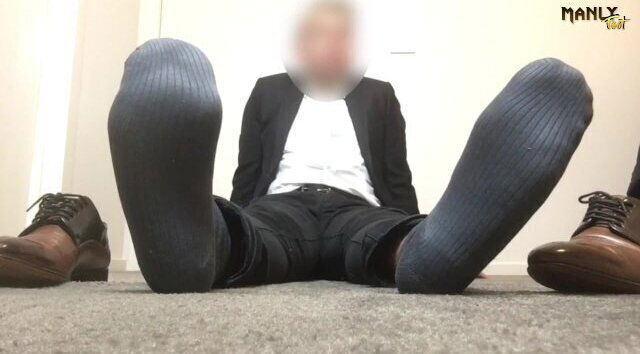 DRESS SHIRT DRESS PANTS RIBBED DRESS SOCKS MANLYFOOT ENGLISH SUBTITLES-