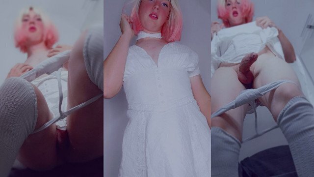 Femboy robe joue avec gode cheval ejacule cuisse