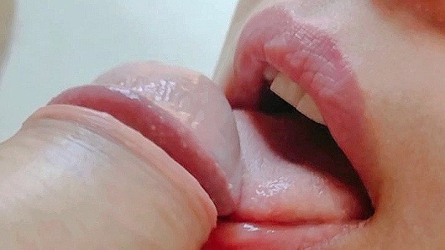 Stepdaughter Gives The Best Blowjob Ever Sucking Her Stepfather