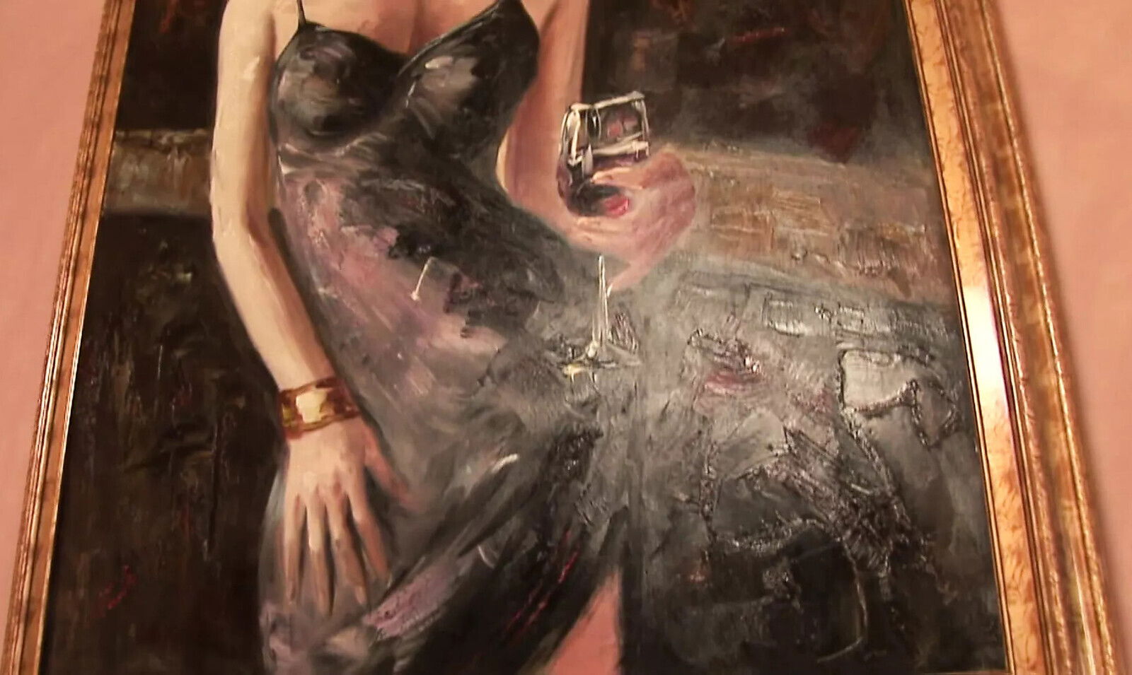 Mother Fucks Stepdaughter When Comes Home From Trip!