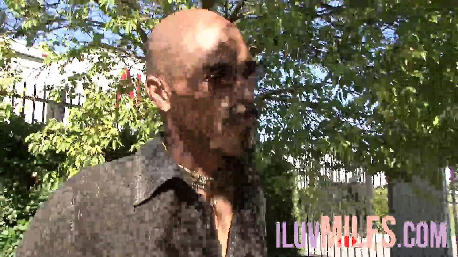 Ebony with piercing pussy fucked doggy style