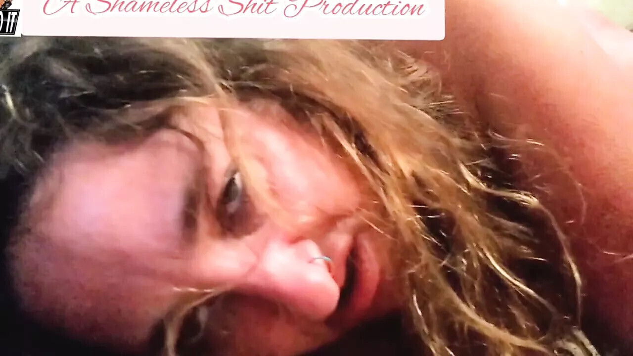 Mature insatiable Submissive slut herself banging bench while sleeps