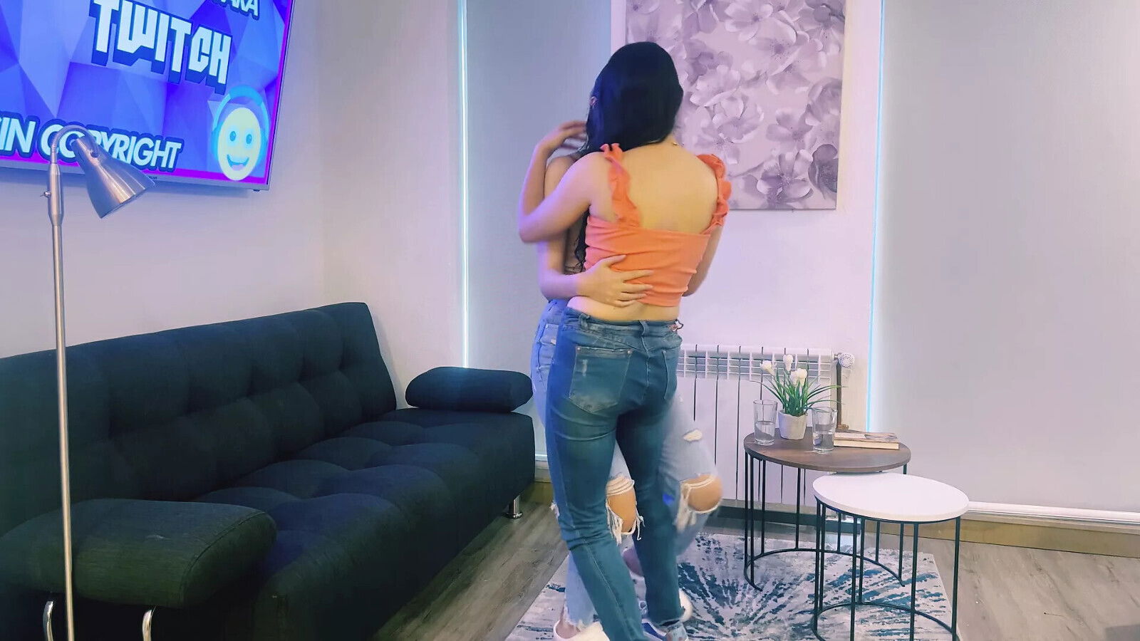 don't know ended girl's house