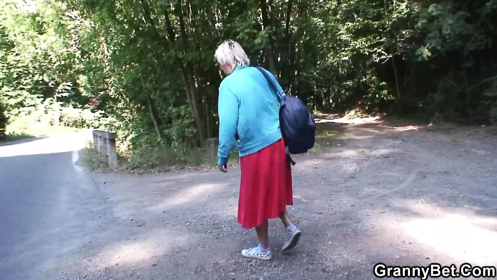 Younger Stallion Fucks Granny Roadside Doggystyle