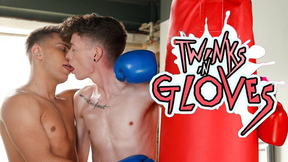 STAXUS:: Twinks Gloves Sc.1:: Young guys have after workout