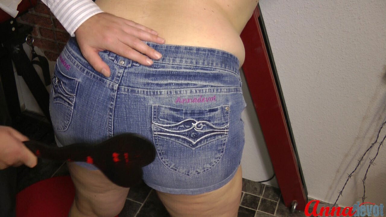 Annadevot Jeans Spanked