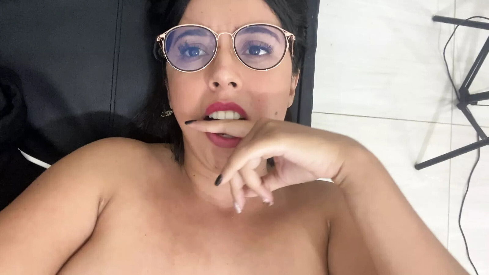 STEPSON FUCKS AFTER FINISHING VIDEO CALL WITH PART