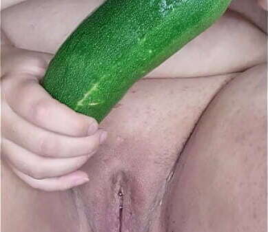 wants fucked fucks creamy pierced pussy with cucumber zucchini