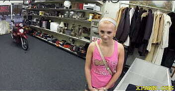 Appealing blonde gal Sadie Leigh gets a doggy fuck