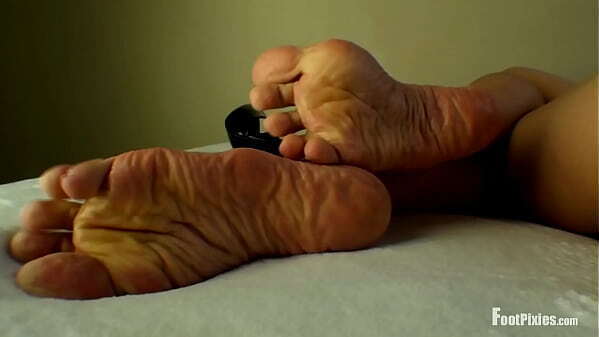 Jade Vixen Black Hose