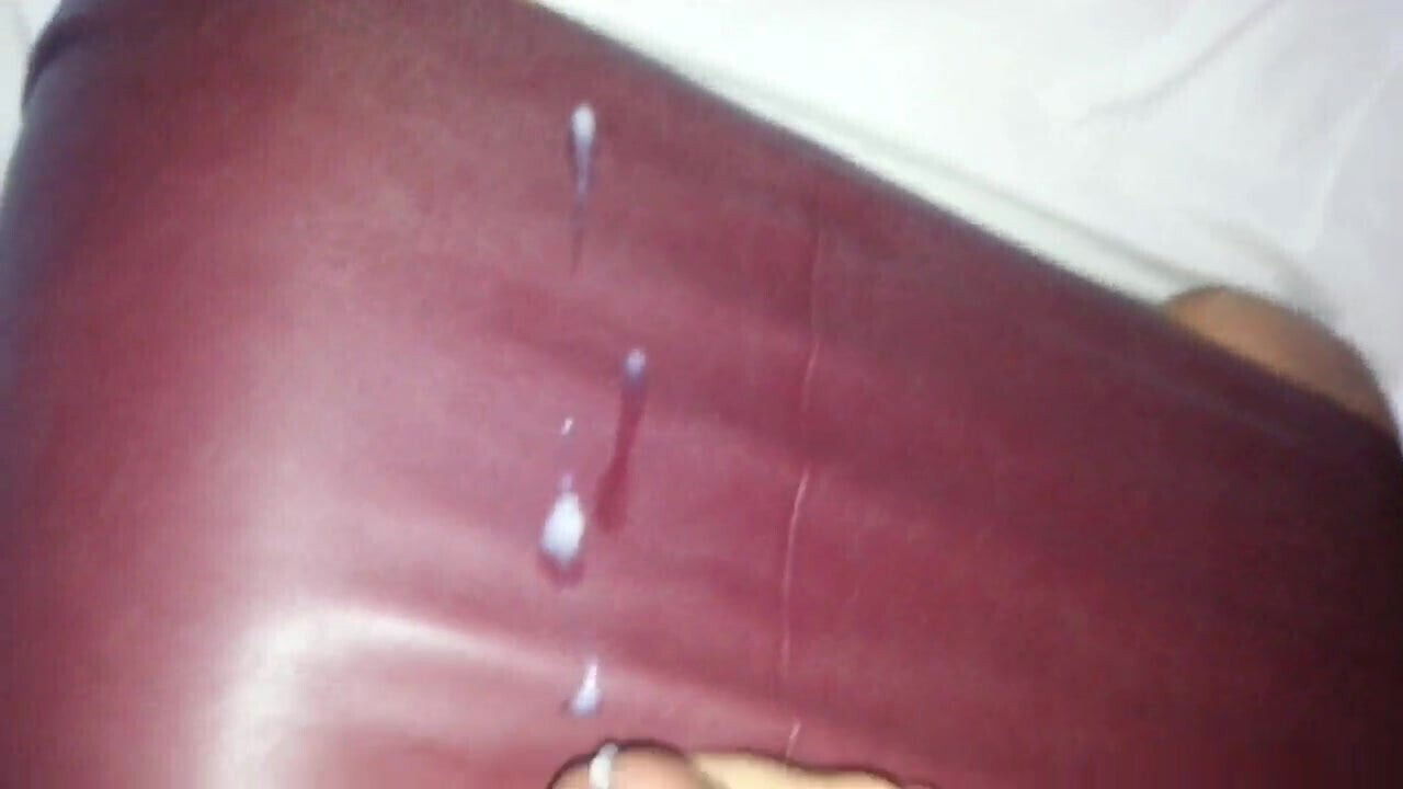 cun on wifes leather skirt