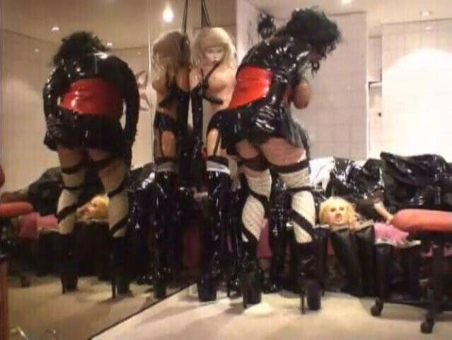 Roxina Latina Slut X