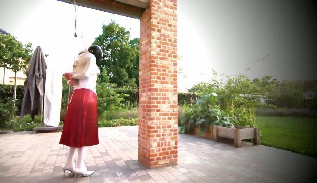 selfbondage outdoors with lock