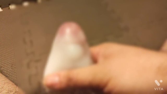 初めてのテンガエッグ使ったら興奮しすぎて大量射精 tenga