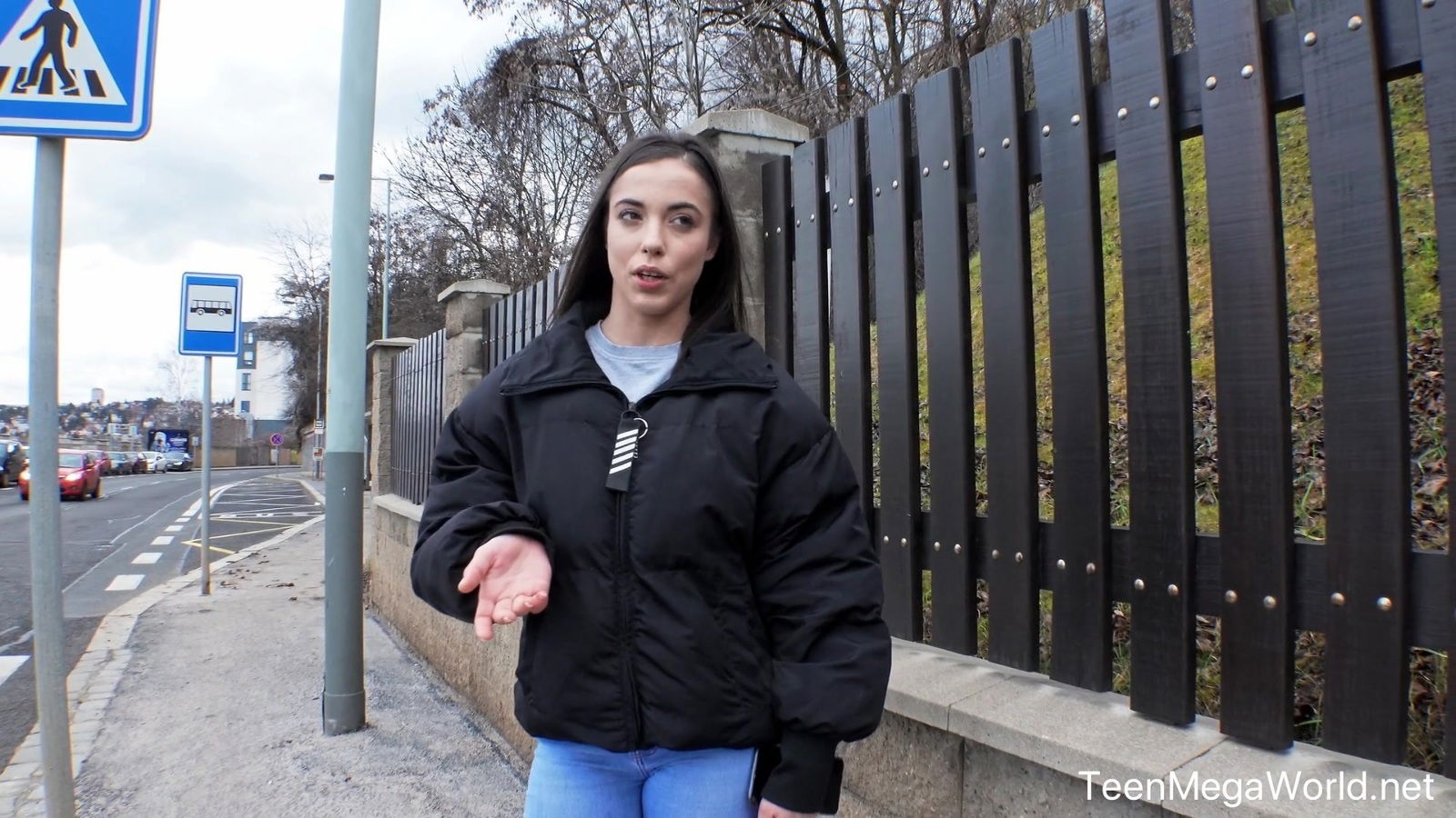 Anastasia Brokelyn moans loud during gets cumshot