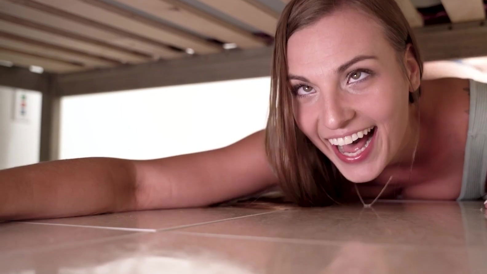 Clueless girl stuck under used stepbrother