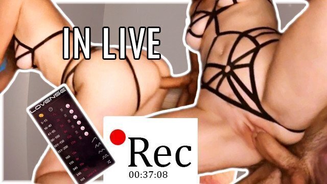 Rediffusion d'une BAISE FORTE LIVE avec personnes
