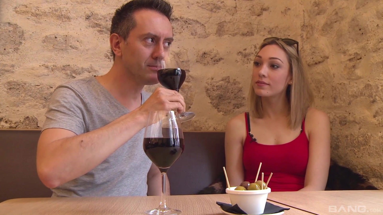 Natural boobs girlfriend Lebeau spreads legs fucked