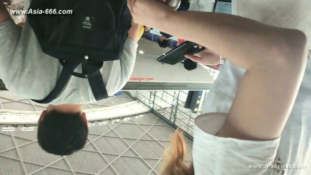 peeping chinese amateur upskirt.97