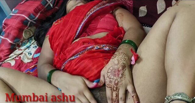 Pink saree bhabhi ache chudai