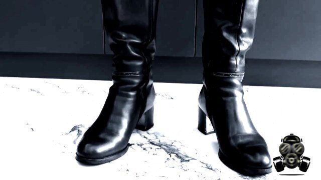 Foot Fetish Stepping Boots