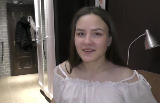 A cute shy student came to a classmate's boyfriend to teach sexology.