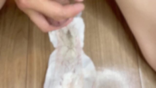 ちっちがたくさん出たんだね　ナプキンたぷたぷ　ちゃんと処理しとくね