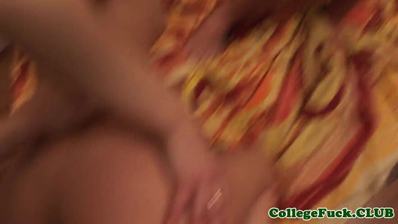 College teen cockriding and sucking in dorm