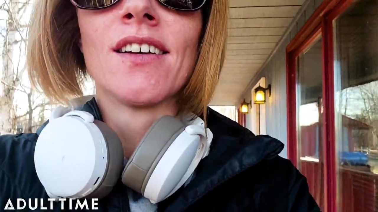 Polyamorous Wife Meets Lesbian Hookup Lesbian