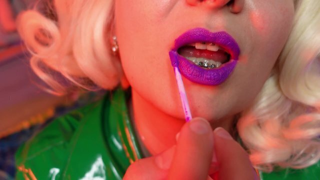 Lipstick closeup video purple lips fetish ASMR video
