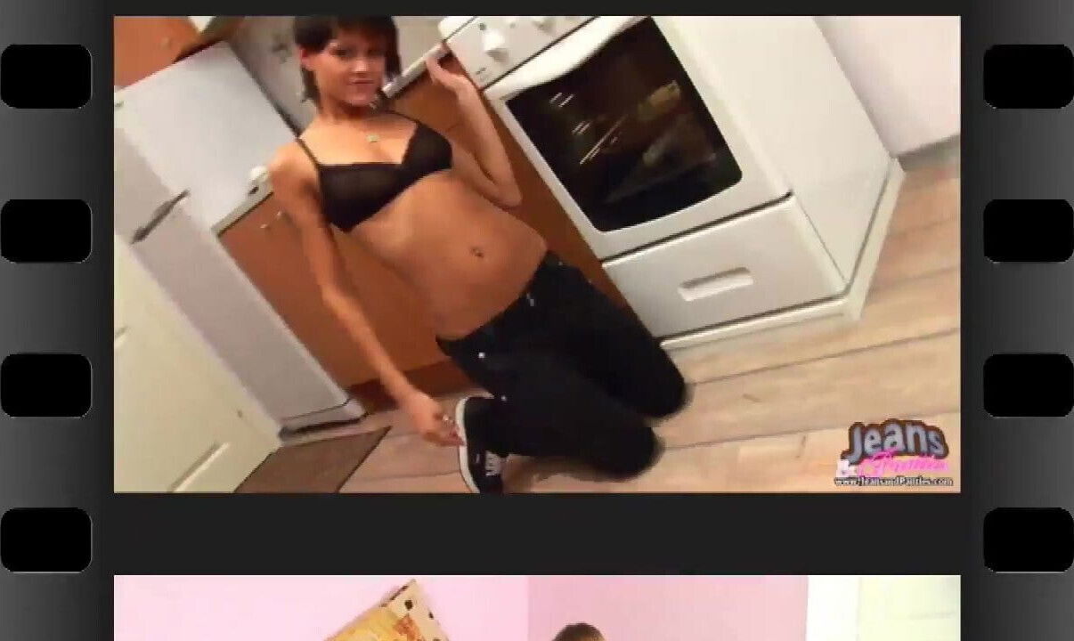 tight black skinny jeans making horny